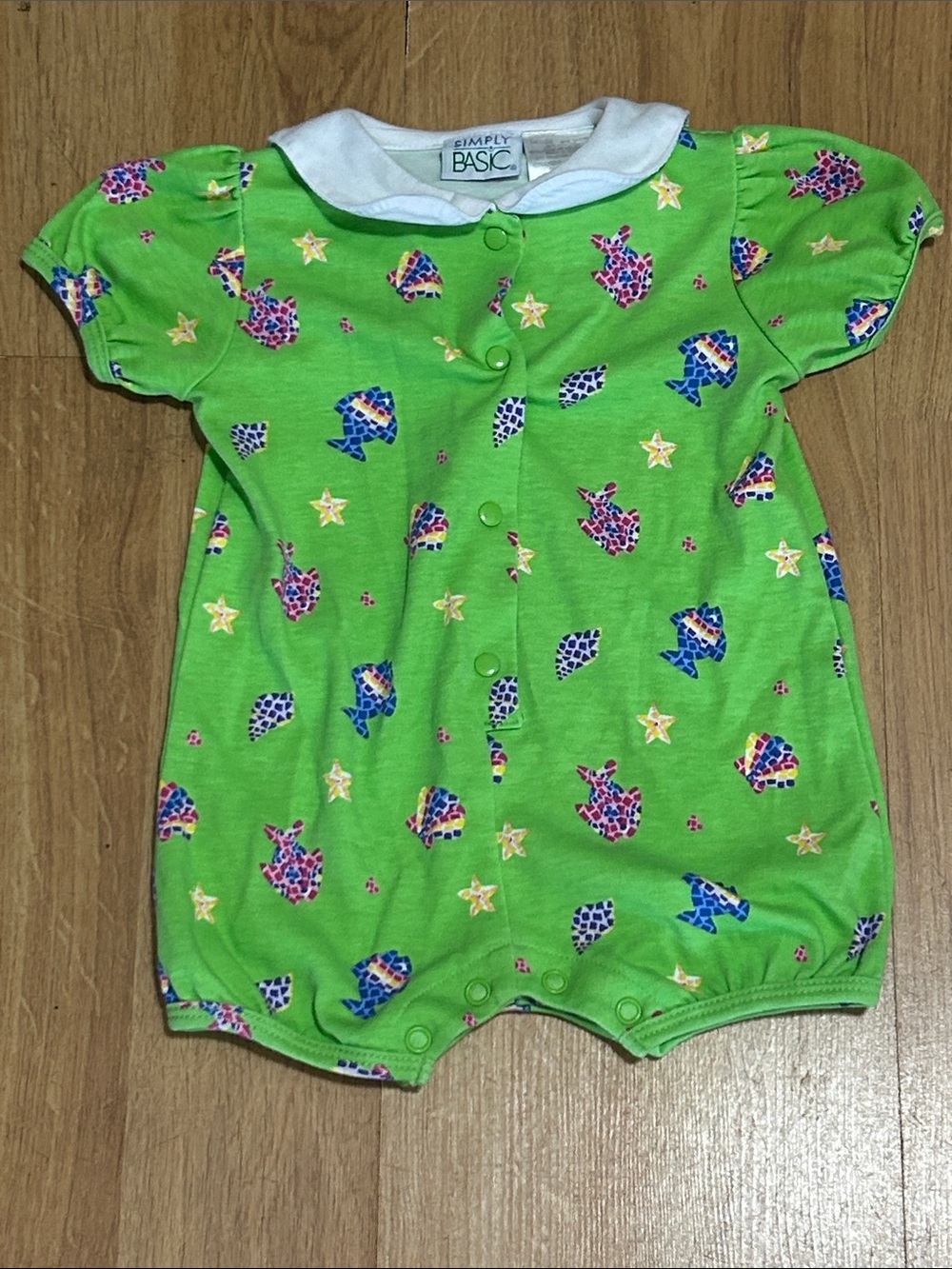 Simply Basic Green Baby One-Piece Romper with Sea Creature Print 6-9 Months
